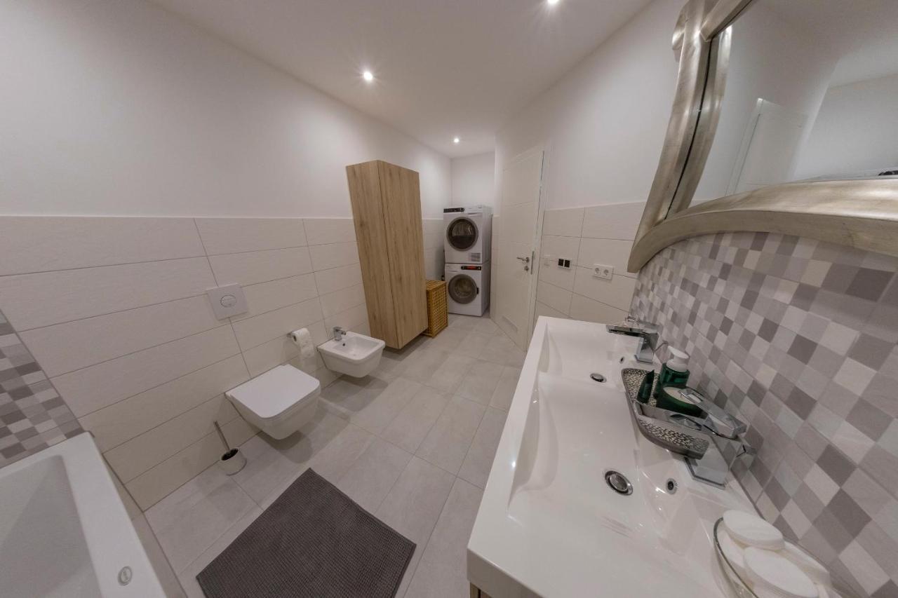 Penthouse Linnet Apartment *